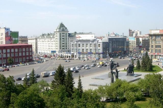 Apartments Avega Near Opera House Novosibirsk Bagian luar foto